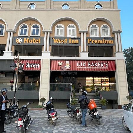 Hotel West Inn Premium Kharar Εξωτερικό φωτογραφία