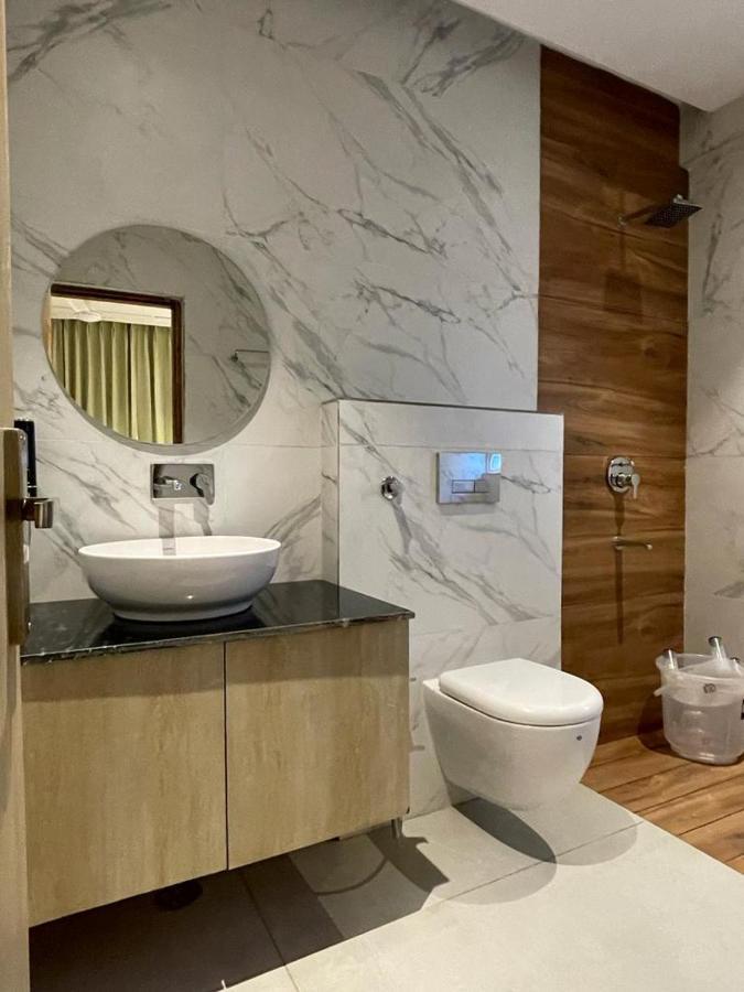 Hotel West Inn Premium Kharar Εξωτερικό φωτογραφία